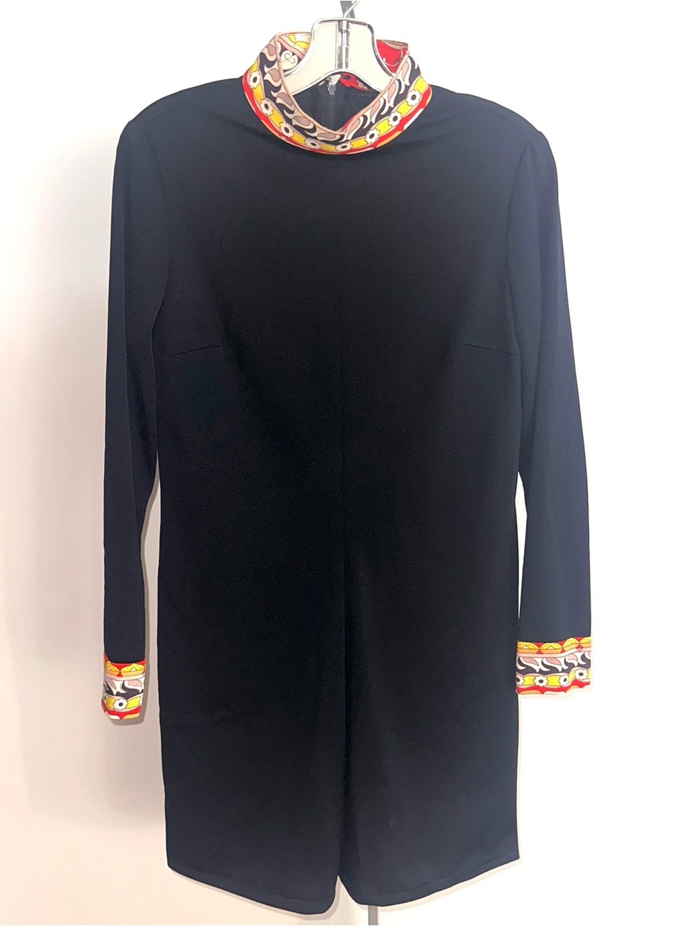 1970s Pucci esque long sleeve romper
